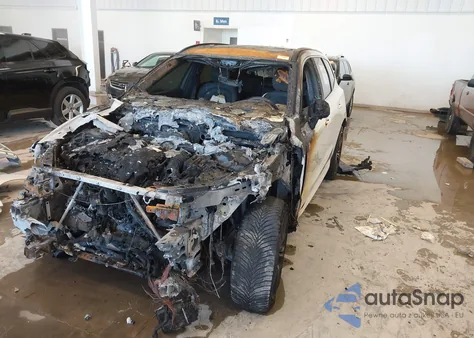 2019 Volvo Xc60 Hybrid T8 R-Design z USA, uszkodzony, nr VIN LYVBR0DM0KB283548